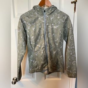 Northface fleece lined zip up light jacket/sweater. Great condition. Size medium